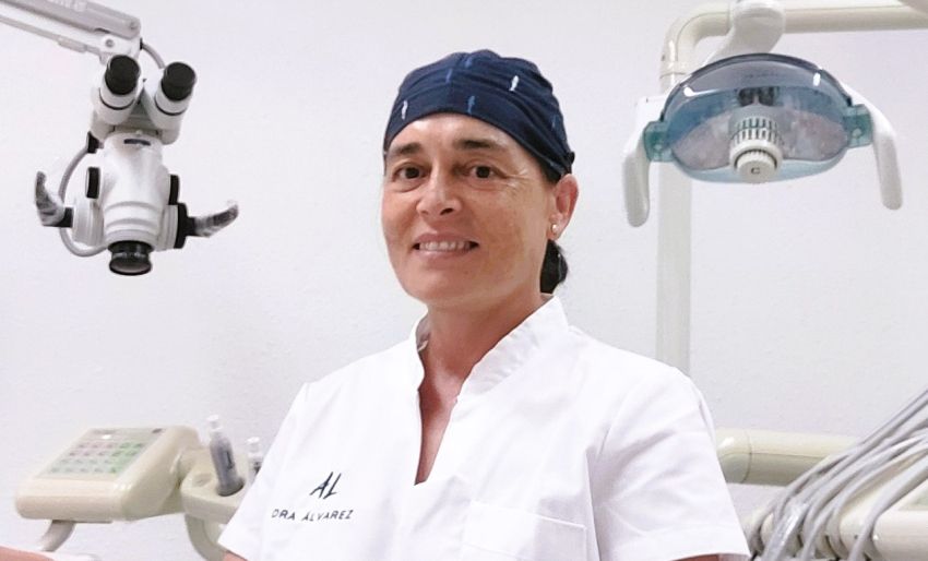 Doctora Mar Álvarez, especialista en odontología en Santiago de Compostela