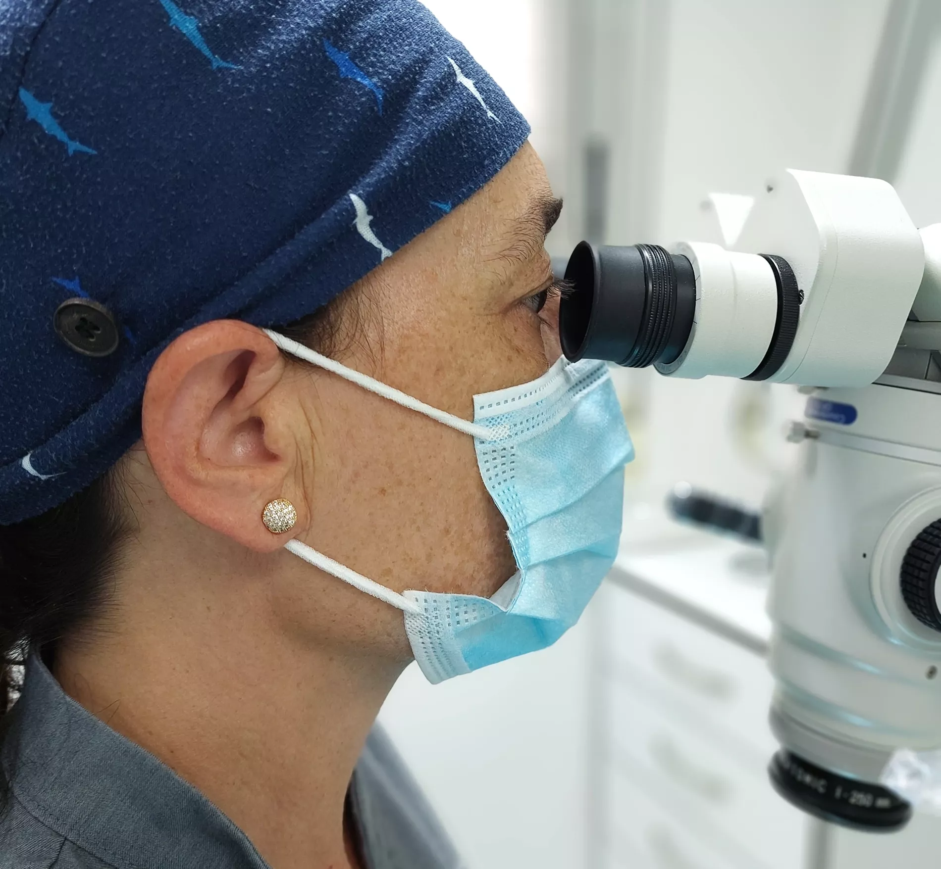 Profesional de odontología en Clínica Dental Mar Álvarez